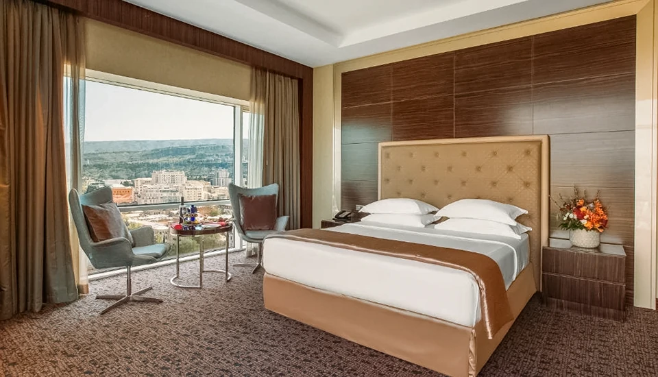 هتل بیلتمور تفلیس